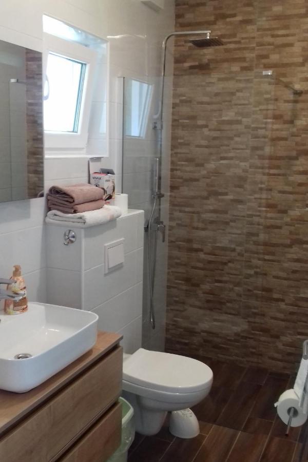 Family Friendly Apartments With A Swimming Pool Supetarska Draga - Donja, Rab - 2019 Luaran gambar